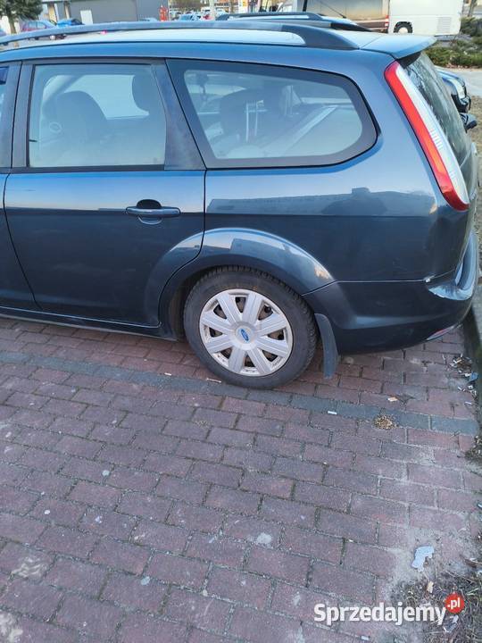 Sprzedam samochód Ford Focus MK2 benzynaLPG Konin sprzedam