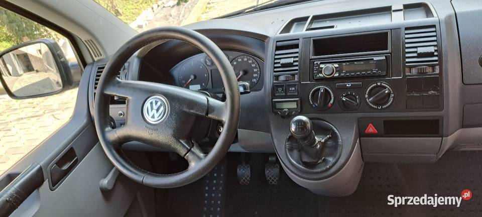 Sprzedam VOLKSWAGEN TRANSPORTER T5 19 TDI 2006 sprowadzony Racławice