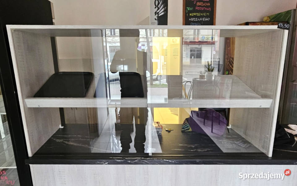 Witryna sprzedażowa do sklepu kawiarni Pszczyna