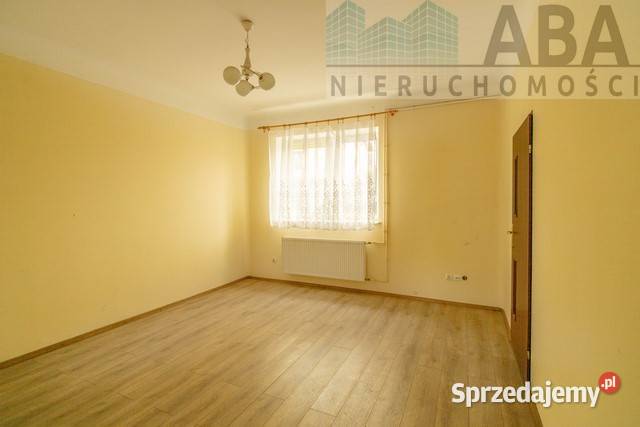 Przestronny piętrowy dom gm Przedecz sprzedam