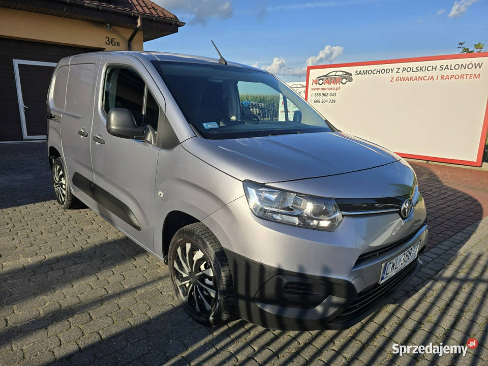 Toyota ProAce City 15 D4D 3osobowa Salon Polska Rok produkcji 2020 Nasiegniewo sprzedam