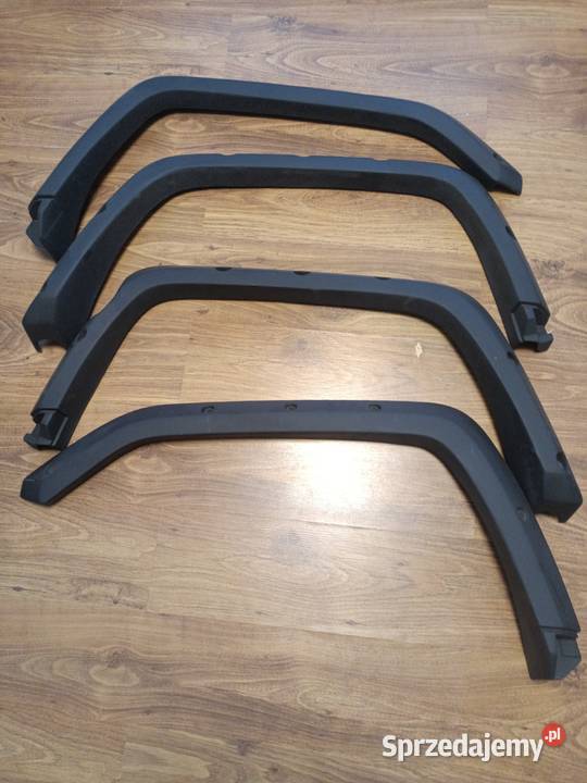 Toyota Land Cruiser HZJ 70 poszerzenia nadkoli Aleksandrów Łódzki