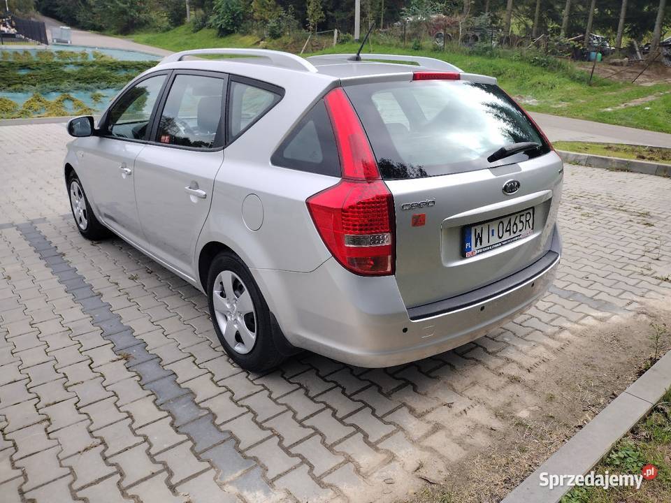 Kia Ceed kombi 2011r 16CRDI salon Polska Rzeszów sprzedam