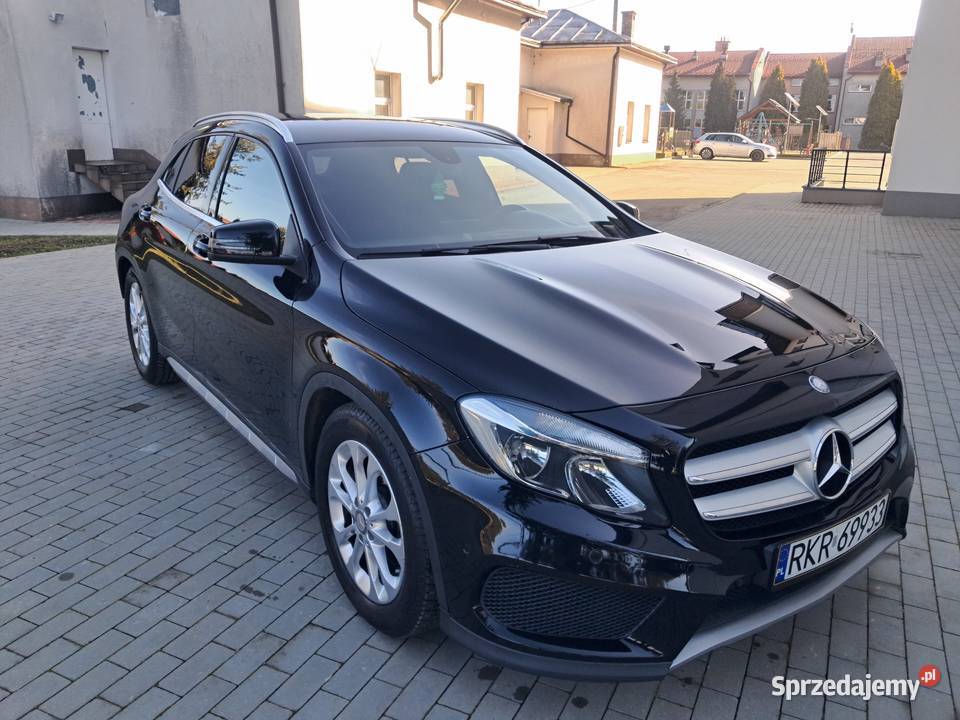 MercedesBenz GLA 2015R Benzyna 16 156 AMGLINE Rok produkcji 2015 Iwonicz