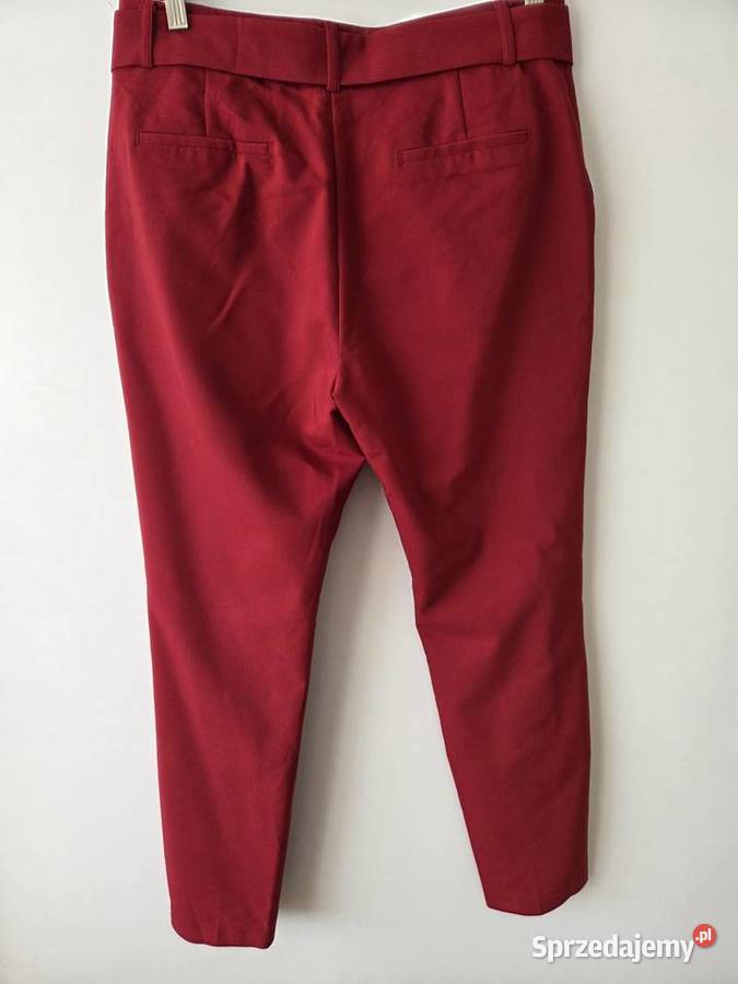 Bordowe spodnie materiałowe proste chinosy z Rychtal