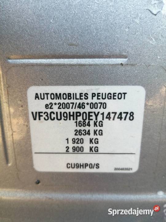 Peugeot 2008 mały przebieg 134 grudzień 2014 poduszka powietrzna Karwiany