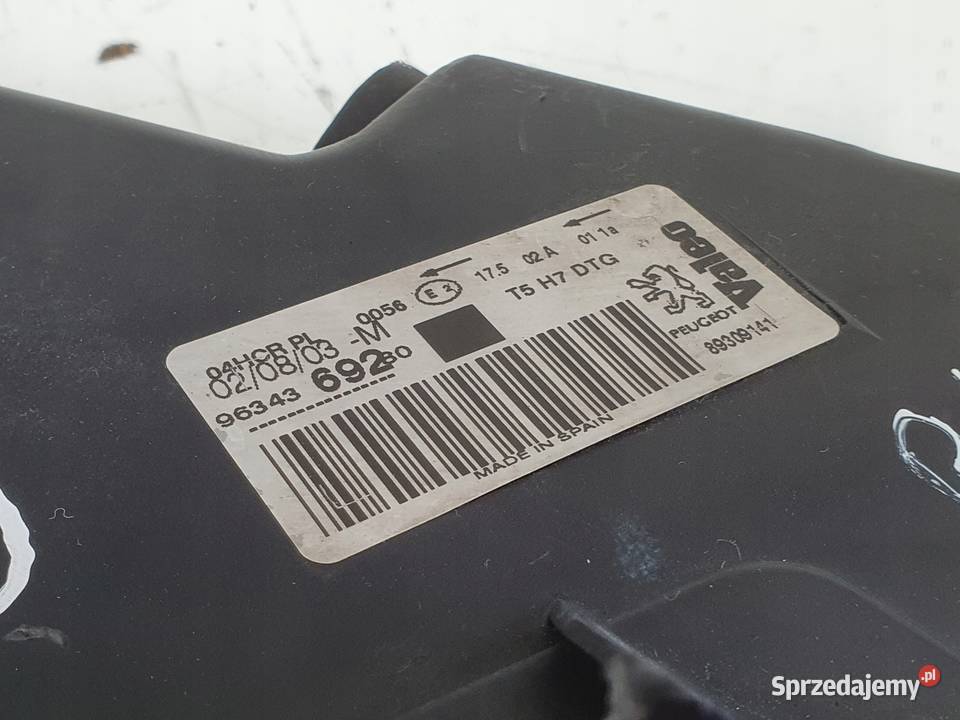 LAMPA PRAWA Peugeot 307 0105 PRZEDNIA prawy Rudka