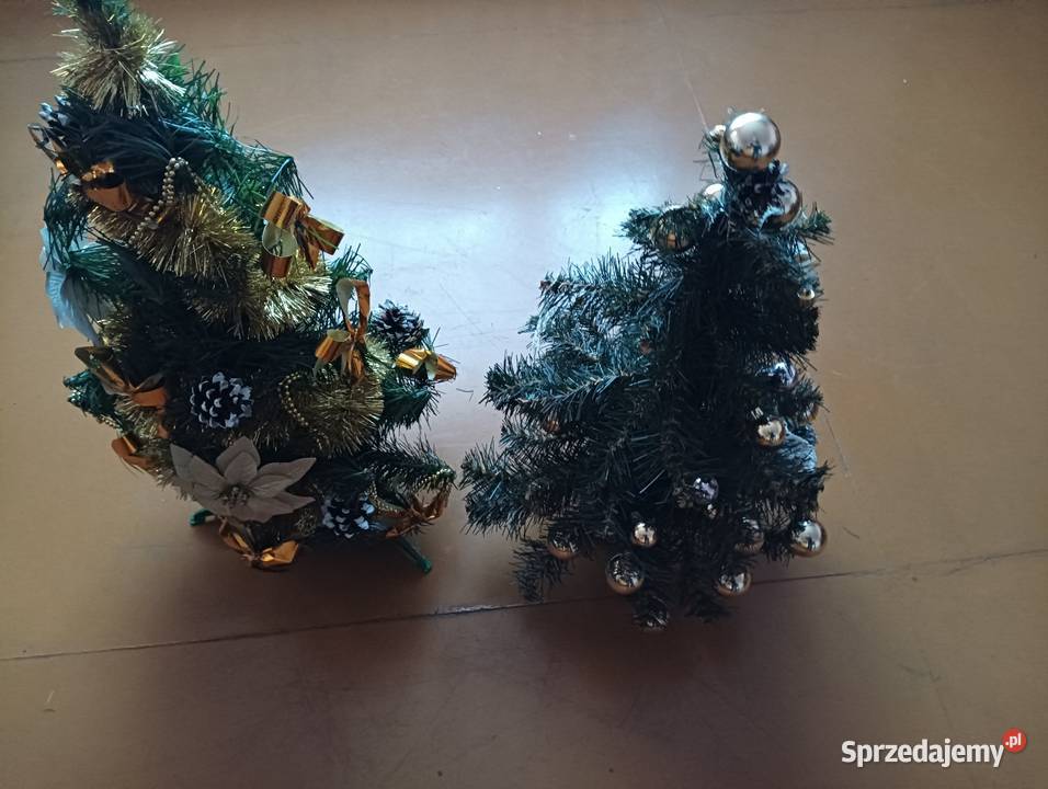 Choinki małe sztuczne na stojakach Pozostałe