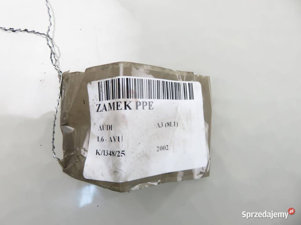 ZAMEK PRAWY PRZEDNI AUDI A3 8L