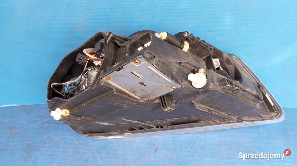 LAMPA LEWY PRZÓD EUROPA XENON 7L6941017 Lampy przednie Nowy Tomyśl