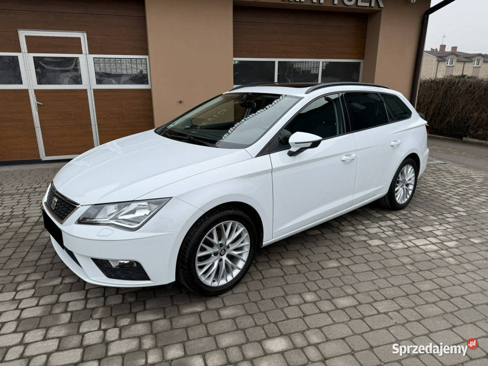 Seat Leon 15 TSI 130 Klimatronik Serwis światła przeciwmgielne Orzech sprzedam
