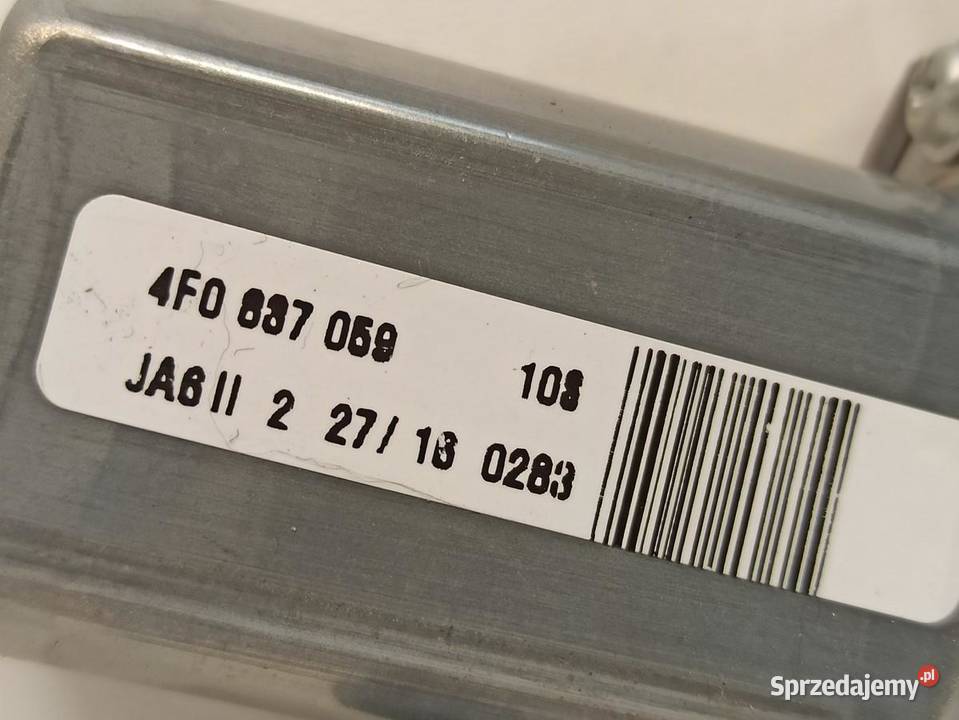 AUDI A8 D4 DOCIĄG DRZWI LEWY 4F0837059