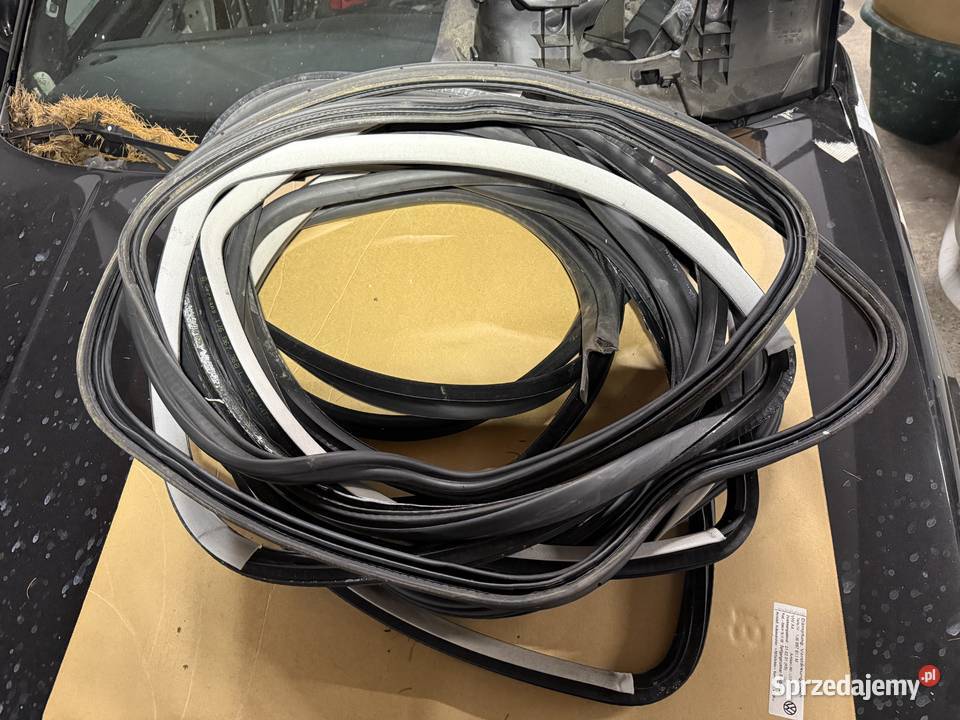 komplet uszczelek vw golf 4 5 drzwi 2001 Pozostałe Bielsko-Biała