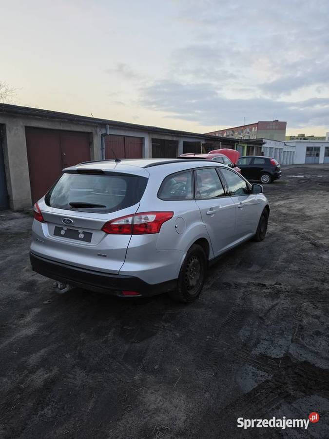 FORD FOCUS 16 DIESEL 196 PRZEBIEGU Śrem
