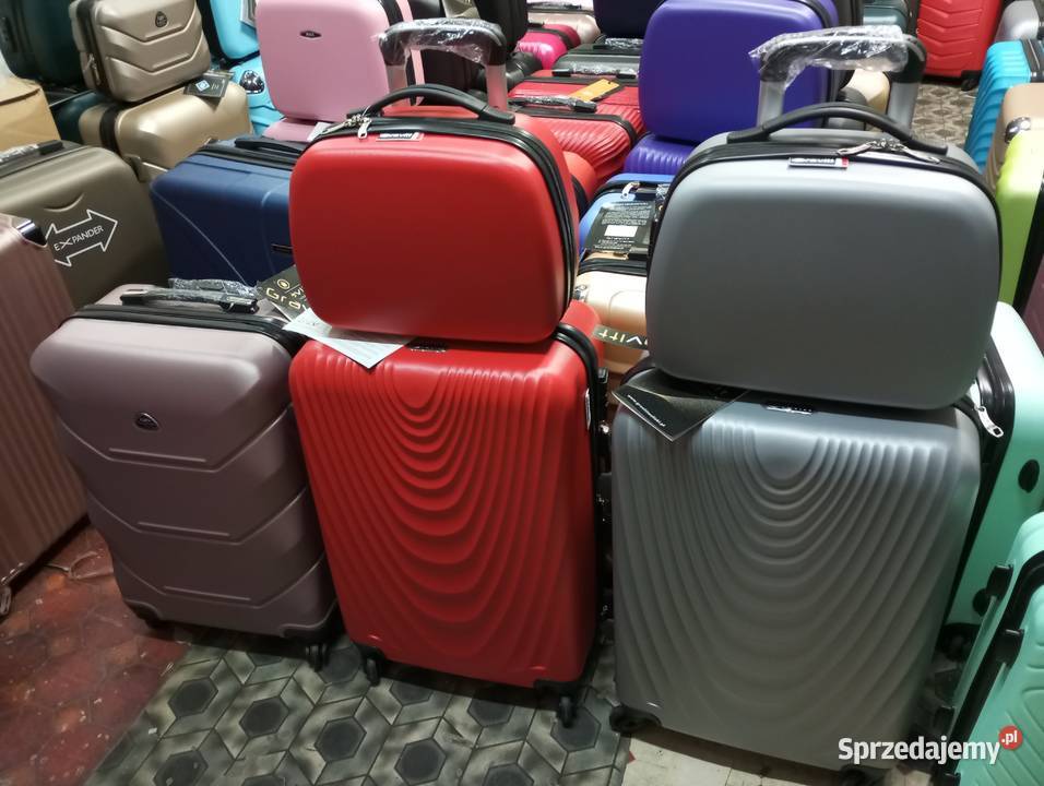 Komplet walizek z kuferkiem na 4 kołach z abs Lublin