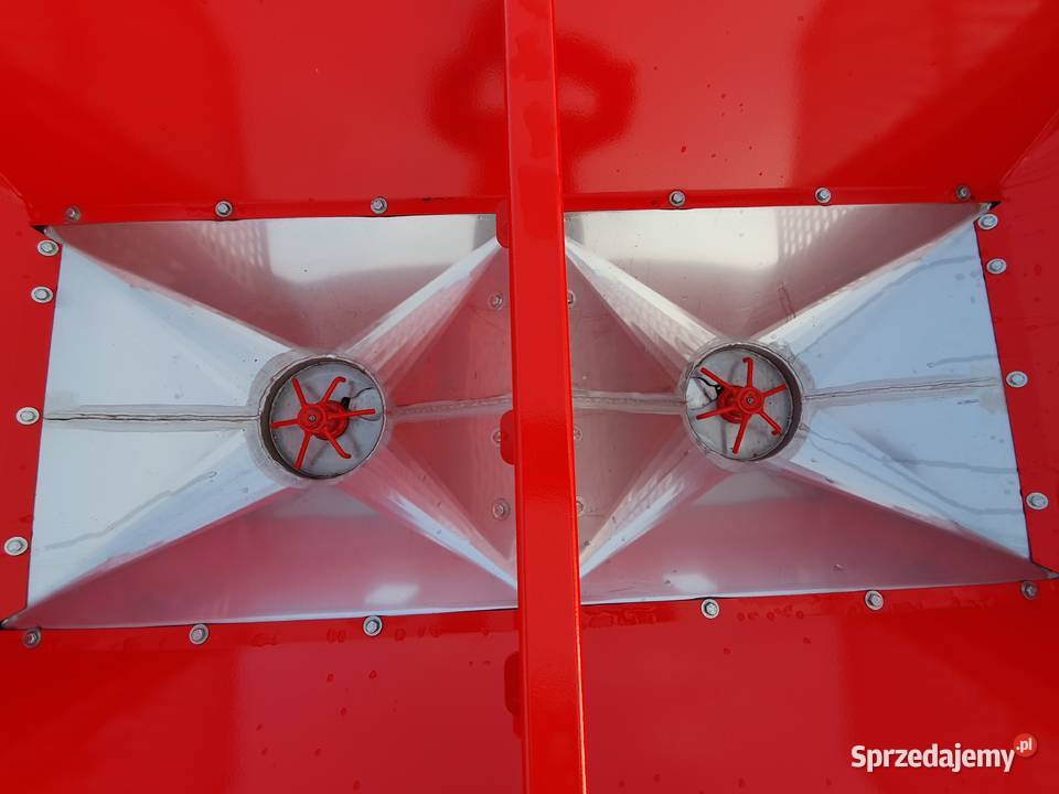 Rozsiewacz Junior Woprol Akpil Kutno