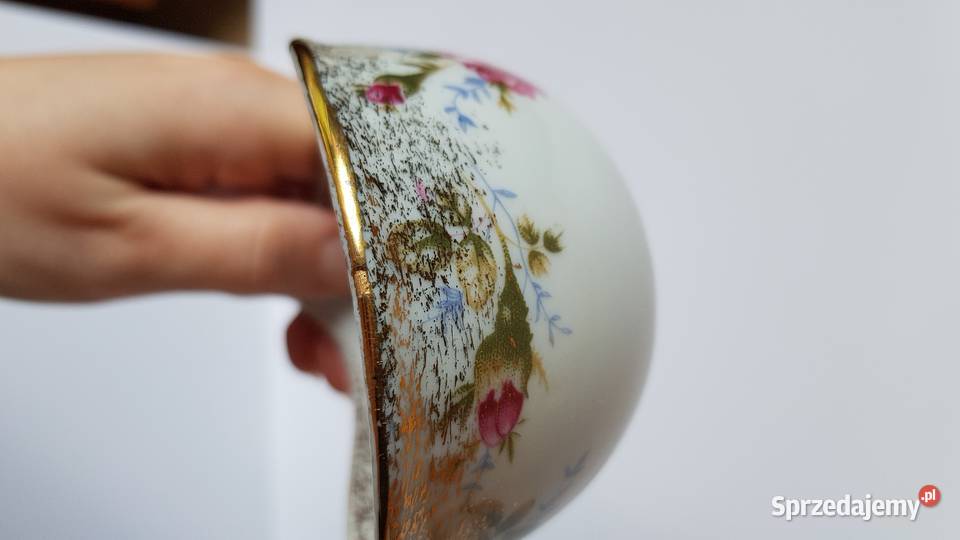 Porcelanowa chochla Złota Róża Chodzież Dąbrowa Górnicza