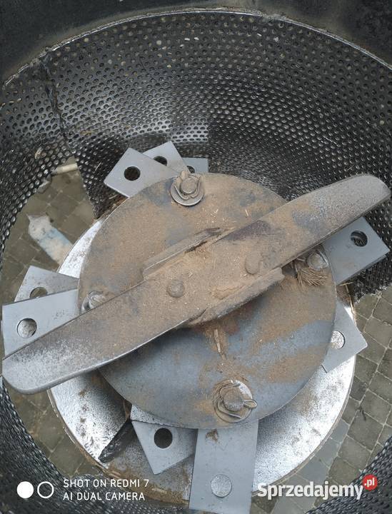 Śrutownik rozdrabniacz bijakowy bąk nie pylący nieuszkodzony Hodowla zwierząt Rudki sprzedam