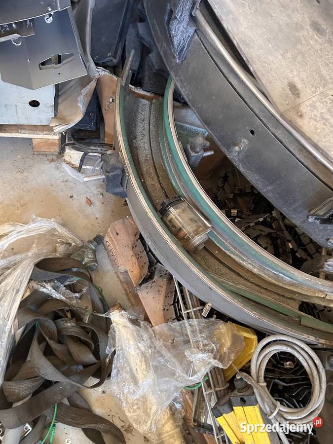 tasmy przenosniki taśmowe płytkowe metalowe