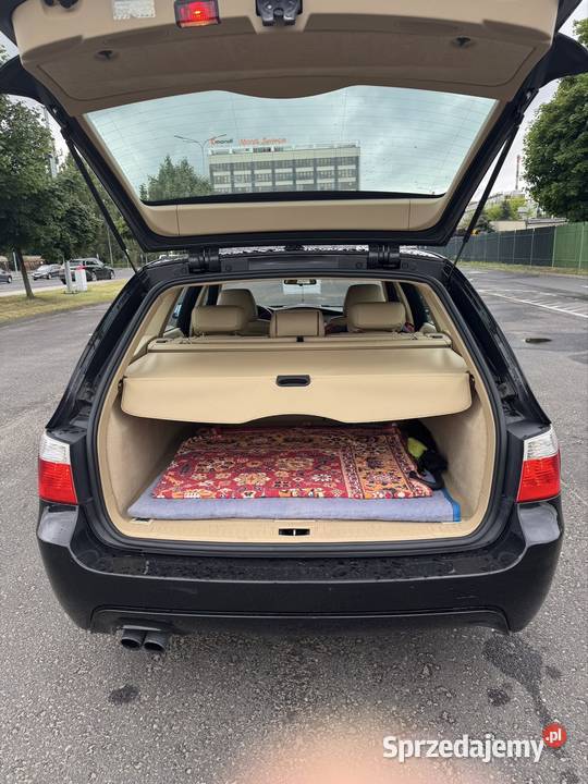 BMW 525i e61 Benzyna Touring192 Super Stan czujnik martwego pola Motoryzacja Świecie