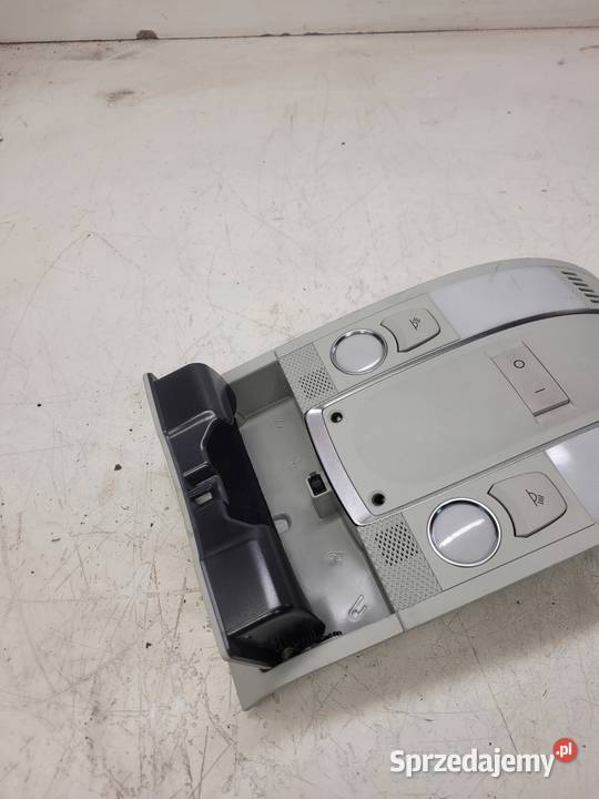 LAMPKA OŚWIETLENIE KABINY AUDI A6 C6 4F0947135BP Oświetlenie kabiny Przystajń