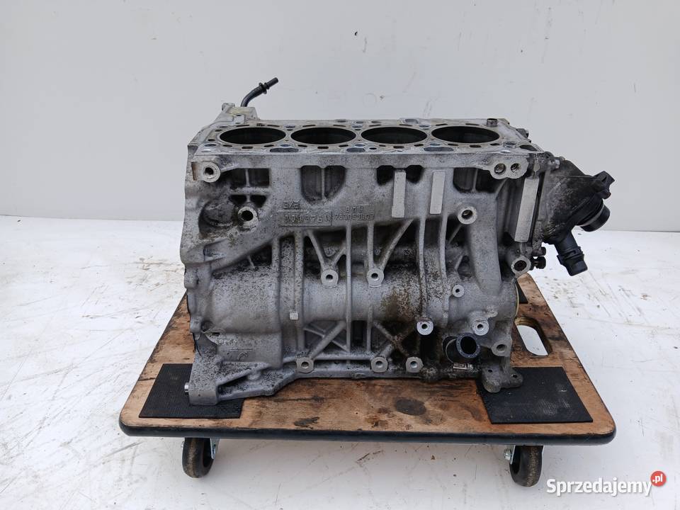 BLOK SILNIKA BMW F10 20 D 7810596 Strzyżewice