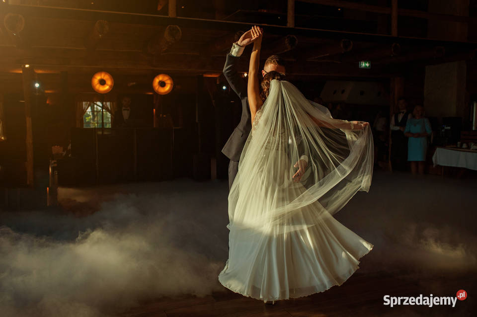 DJ konferansjer wodzirej na wesele BielskoBiała Kraków obsługa imprez