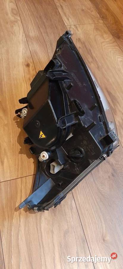 Lampa przednia lewa Ford Focus oryginał wysyłka dolnośląskie Chocianów