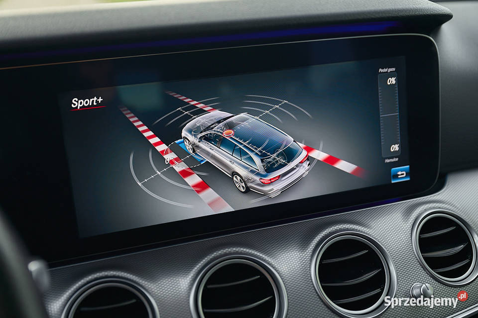 Mercedes E220 W213 AVANTGARDE odtwarzacz DVD sprzedam