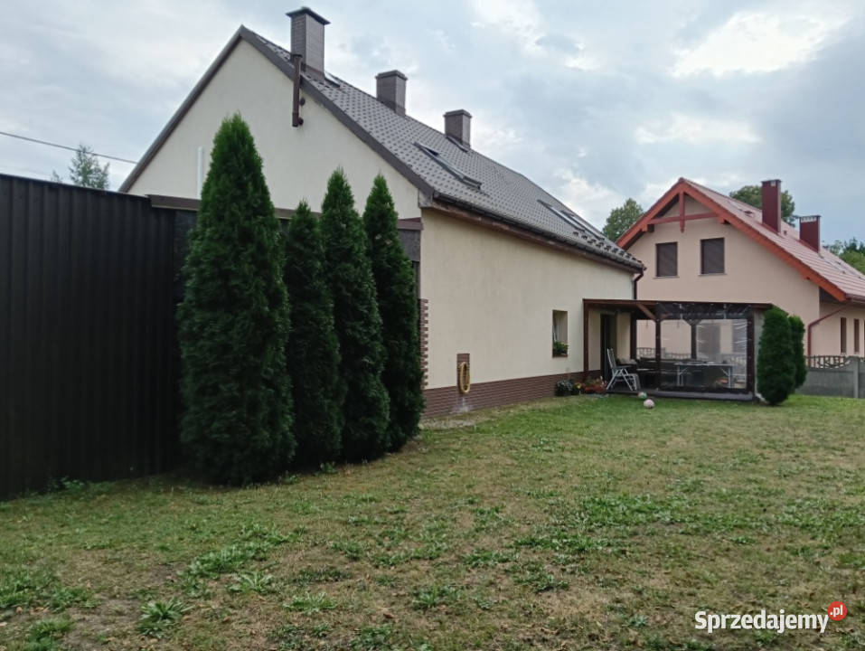 Komfortowy dom w Strzeszowie Liczba pokoi 4 Strzeszów