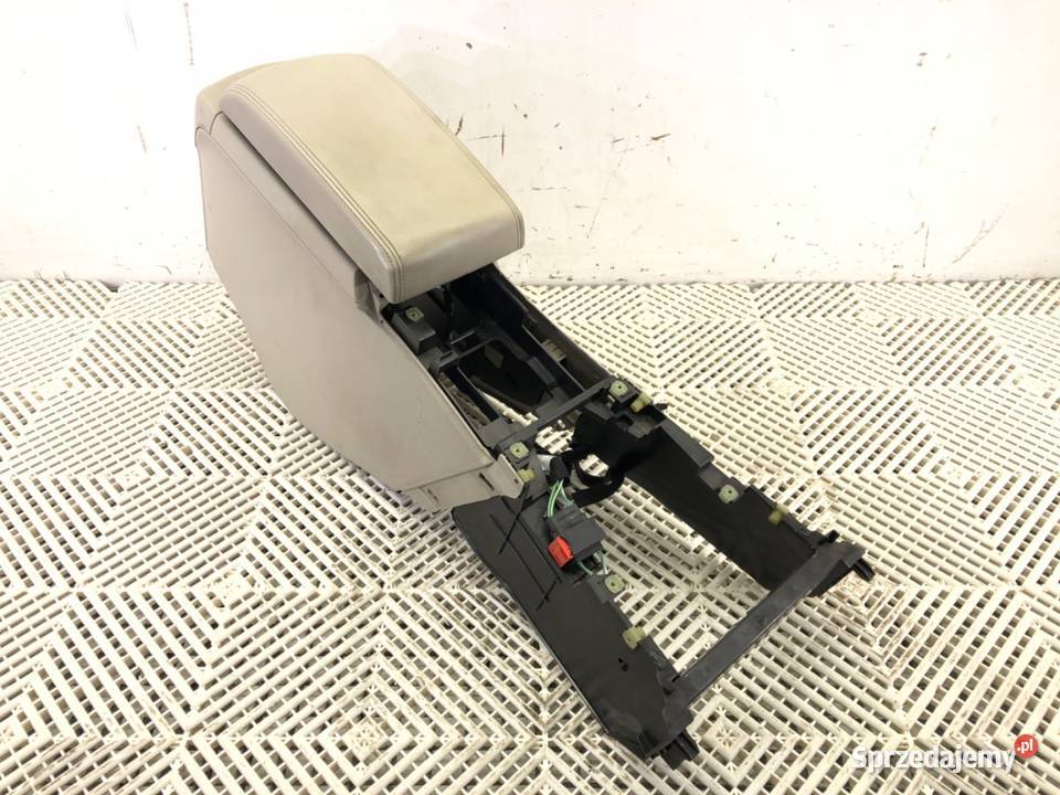 PODŁOKIETNIK PEUGEOT 508 SW I Kombi 1018