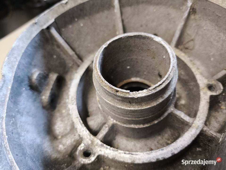 Kartery połówki silnika wfm 125 wsk 1956 dwa sprzedam