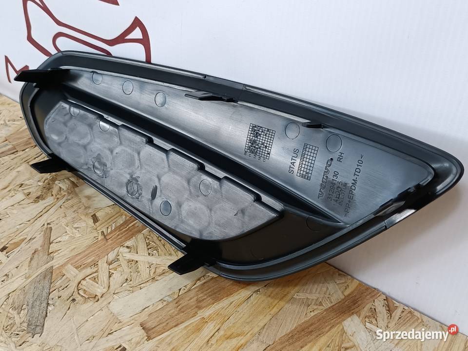 VOLVO V60 S60 II KRATKA ZDERZAKA PRAWY PRZÓD Pleszew
