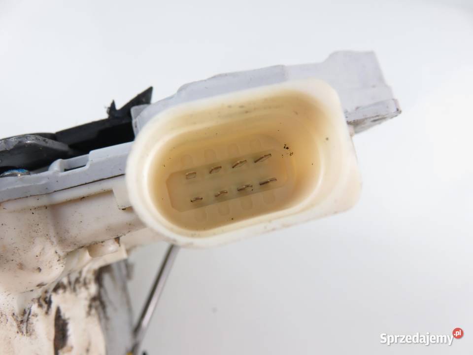 ZAMEK LEWY TYLNY SEAT EXEO 3R2 8E0839015AA