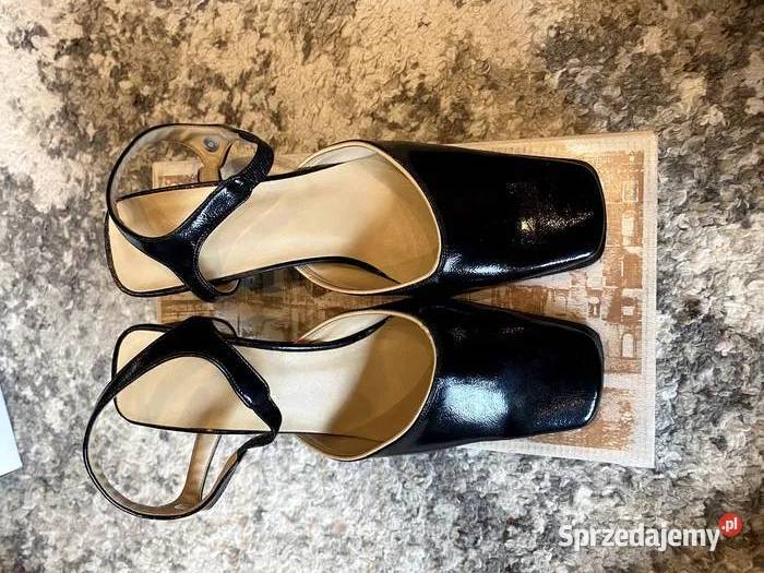 Czarne czółenka w stanie Łódź sprzedam
