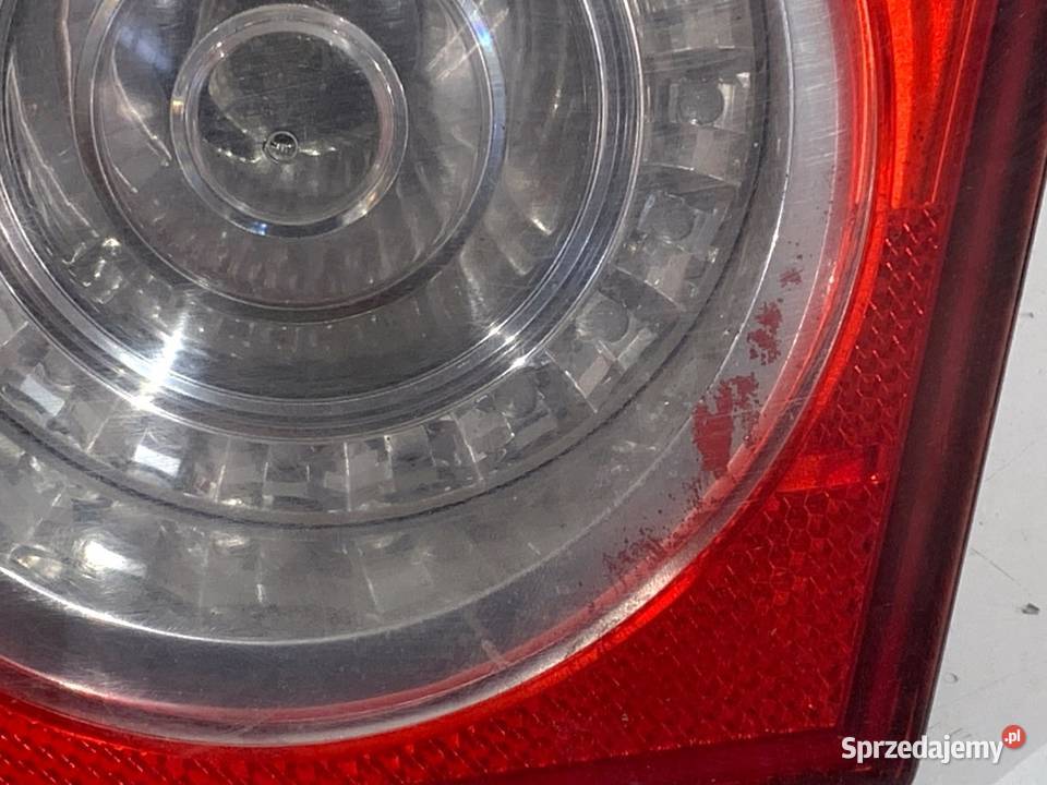 LAMPA TYŁ PRAWA WEWNĘTRZNA VW PASSAT B6