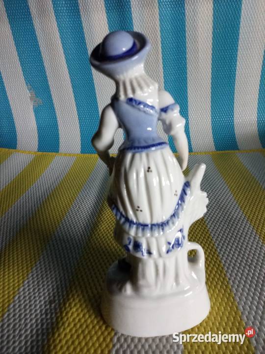 Figurkę sprzedam Borówno