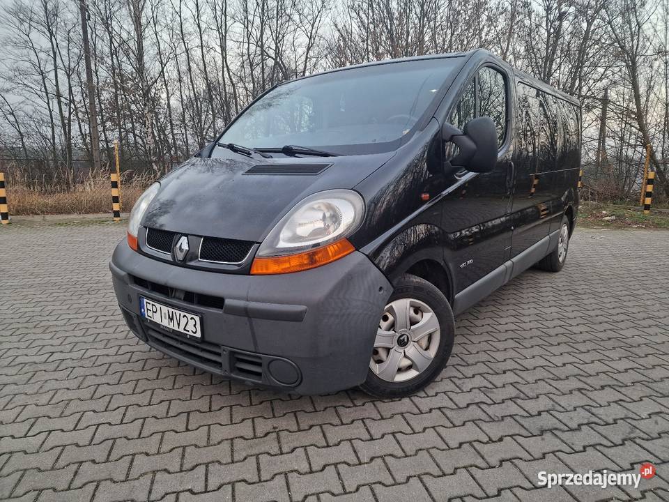 Renault Trafic 25 9 osobowy Rok produkcji 2004 Sulejów