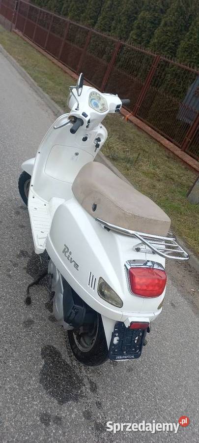 LA SURIS ładny biały kolor gażnik Vespa Zadbany nieuszkodzony Pozostałe Skaryszew