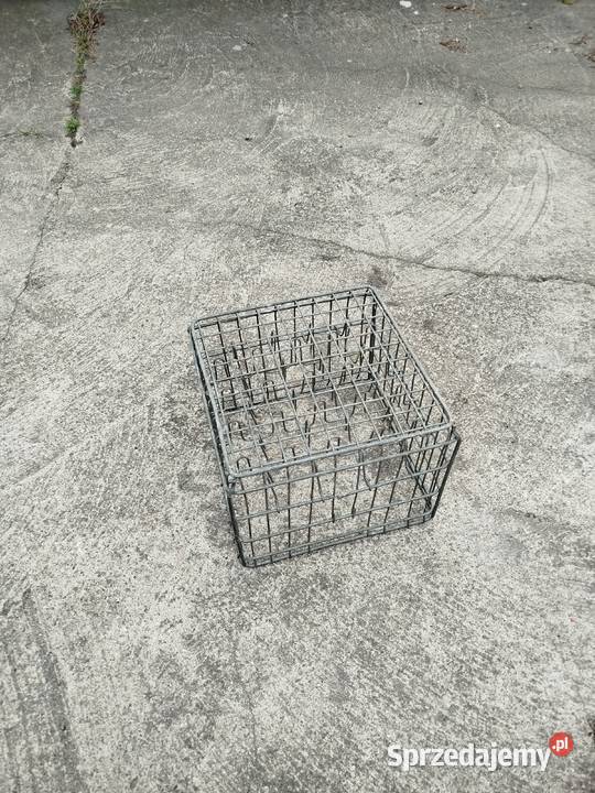 Skrzynia z drutu na butelki z PRL Opole