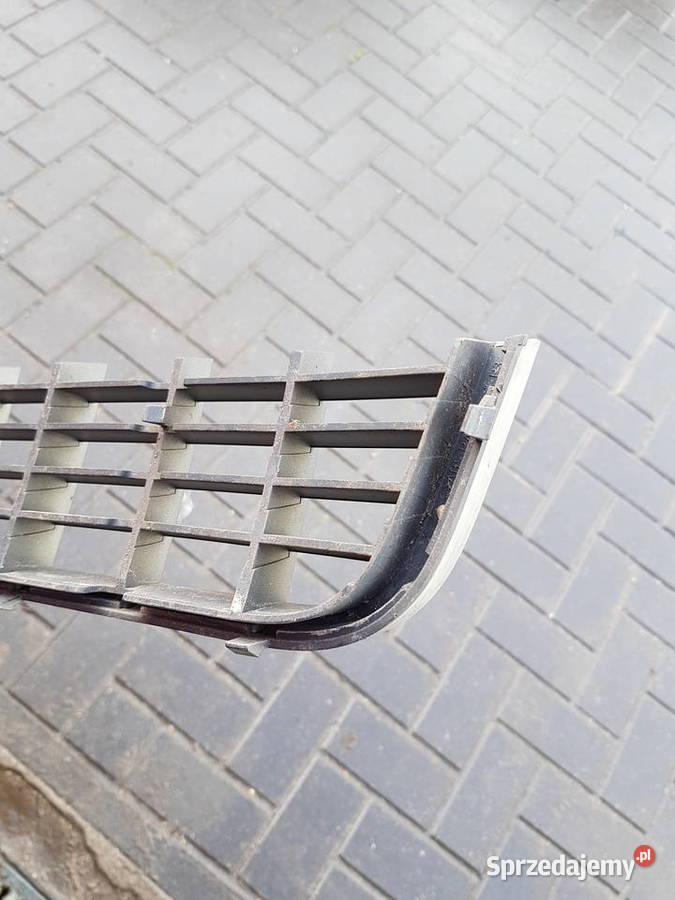 AUDI A8 D2 AUDI S8 D2 LIFT KRATKA ZDERZAKA Turkowice