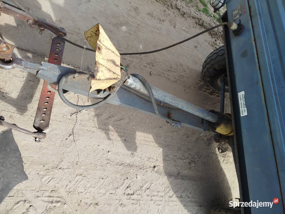Rozrzutnik obornika Czarna białostocka nieuszkodzony łódzkie Łubna-Jakusy sprzedam