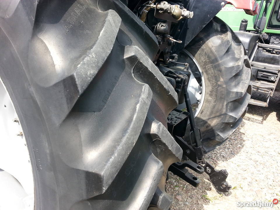 Case CX 100 z ładowaczem czołowym Super Stan Sokoły