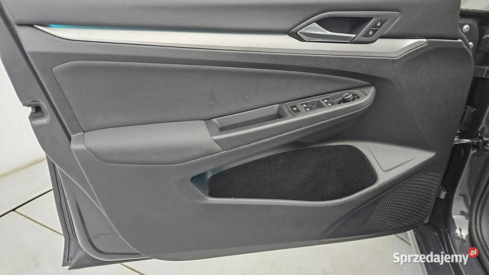 Volkswagen Golf VIII 20 TDI Life Z Polskiego bluetooth sprzedam