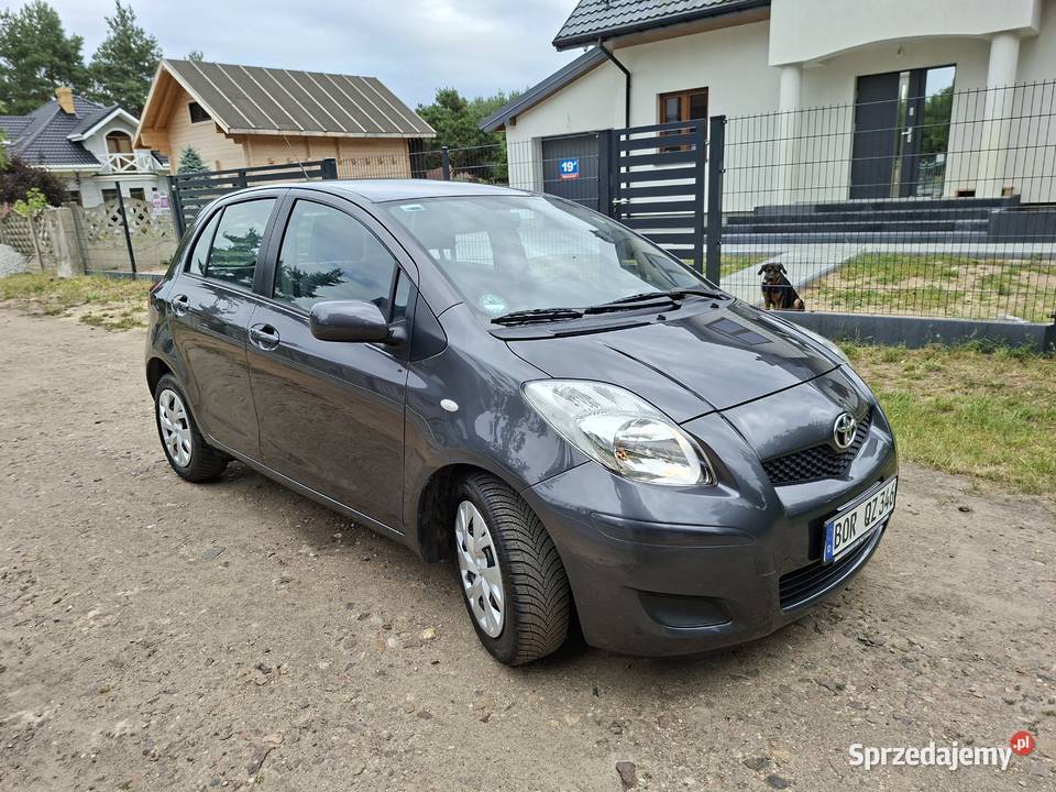 yaris z Niemiec lift klima gniazdo AUX mazowieckie Puszcza Mariańska sprzedam