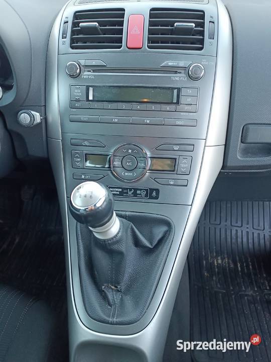 Toyota Auris 2009 16 benzyna 132 wspomaganie kierownicy sprzedam