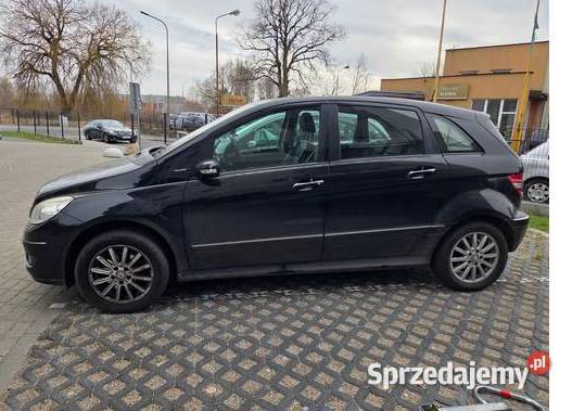 Syndyk sprzeda samochód Mercedes B 212588km Szczecin