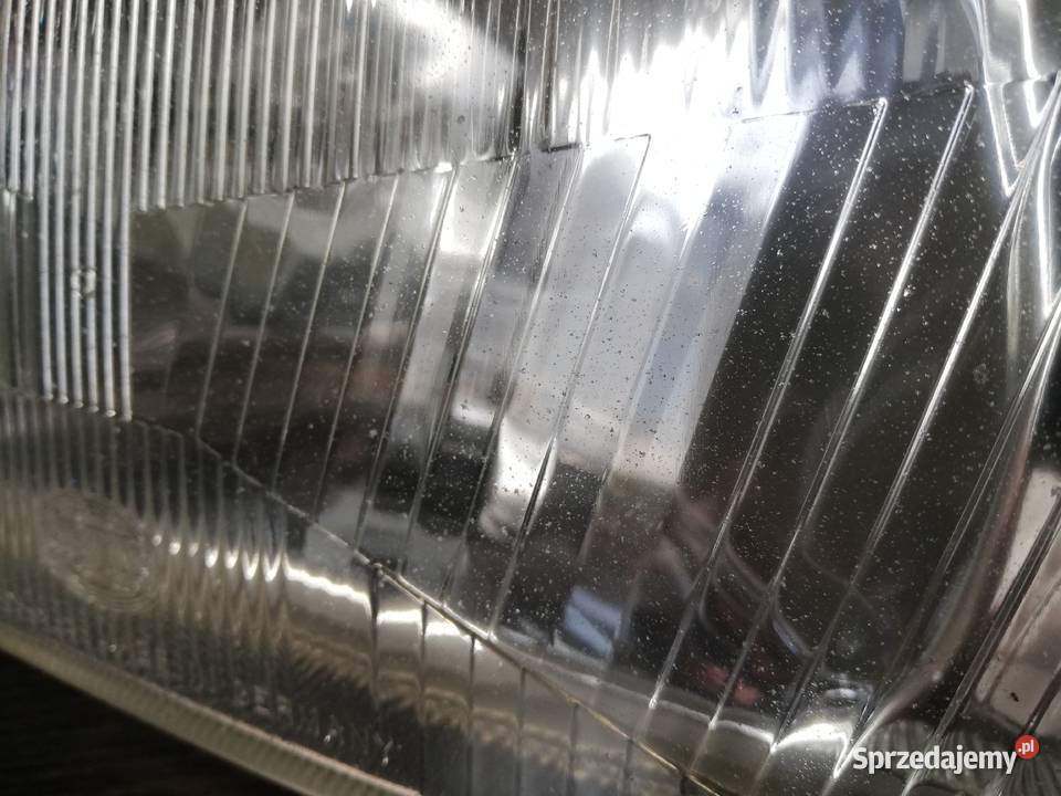 VW Polo 86c2f Reflektor Lampa przednia prawa Gdańsk sprzedam