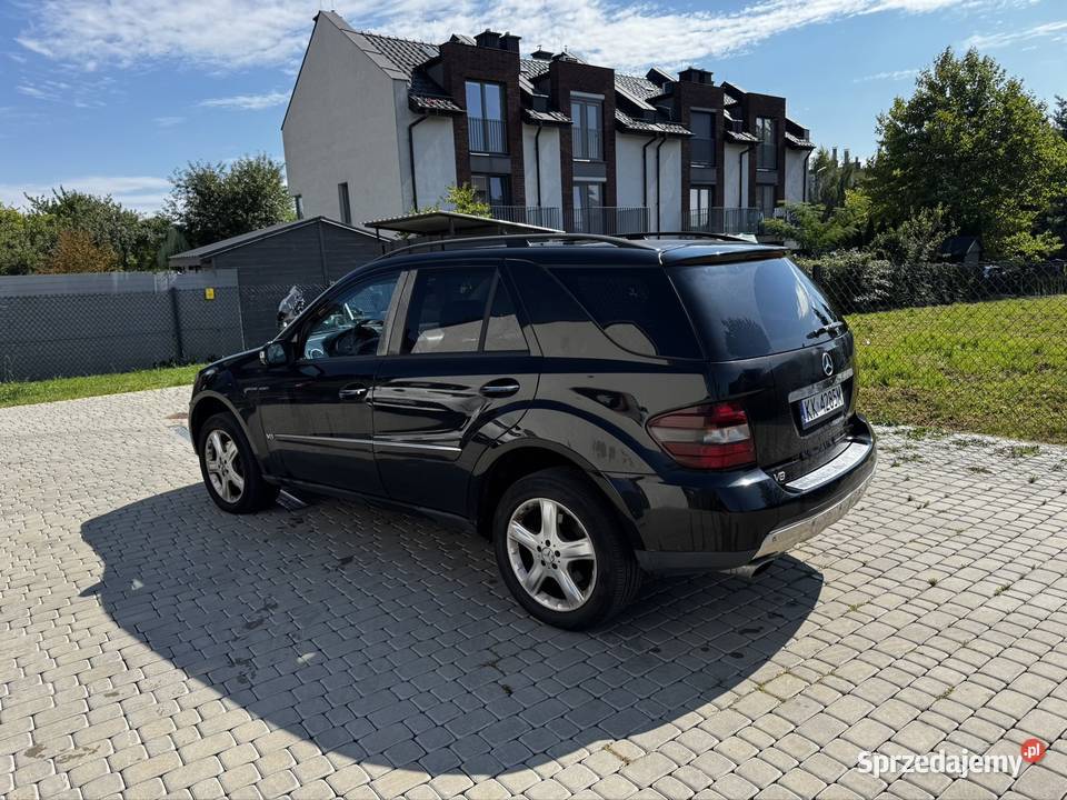 Mercedes ML 500 czarny Wieliczka