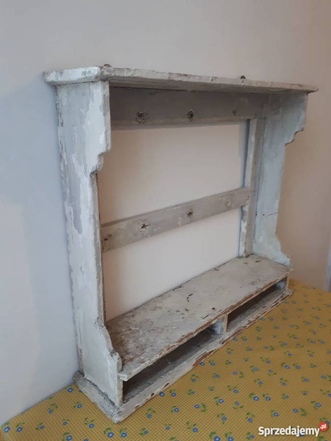 Stara drewniana półka